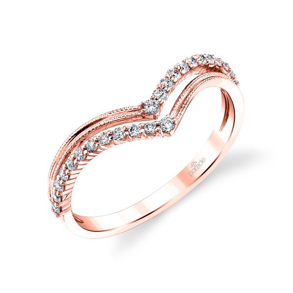 Lady's Rose 18 Karat Curved Wedding Band Size 7 With 24=0.18Tw Round Diamonds Gram Wt: 1.69
From the Lumiere Bridal collection, a chevron shaped double row split diamond band finished with fine milgrain detailing.

Diamond Info: 24-RD 0.18 CTS