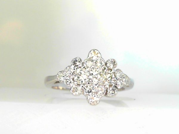 Lady's Fashion Ring With 20=1.00Tw Round G/H Si1 Diamonds