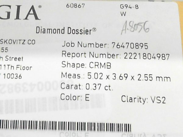 Loose Stones one 0.37ct Radiant E VS2  Natural Diamond
5.02x3.69x2.55mm
GIA 2221804987